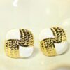Aretes White