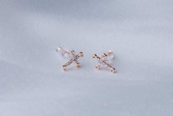 Aretes Cruz