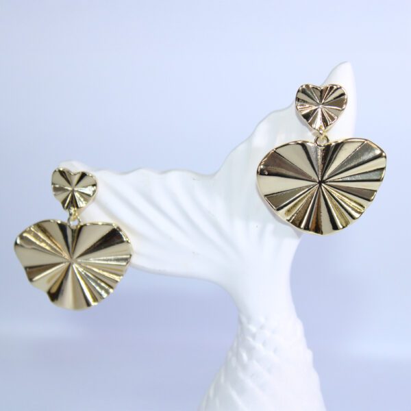 Aretes abanico dorado